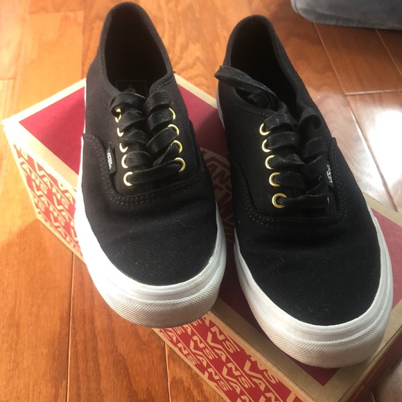 vans authentic slim black